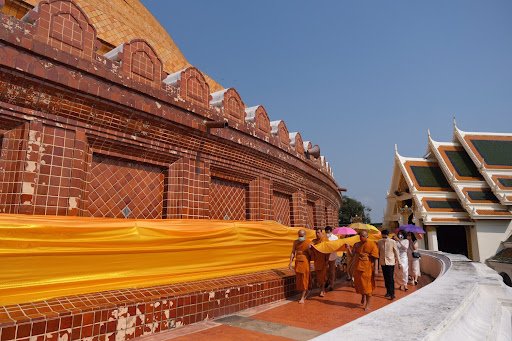 พิธีห่มผ้าองค์พระปฐมเจดีย์